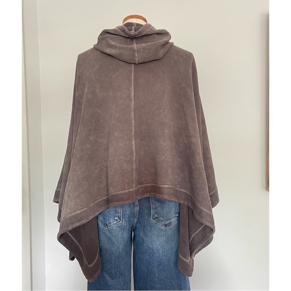Sundance stone Gray Poncho style oversized hoodie size Small NWOT rare - Picture 5 of 6